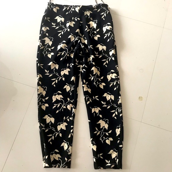 Lucy Paris Pants - Lucy Paris black pants with flower print